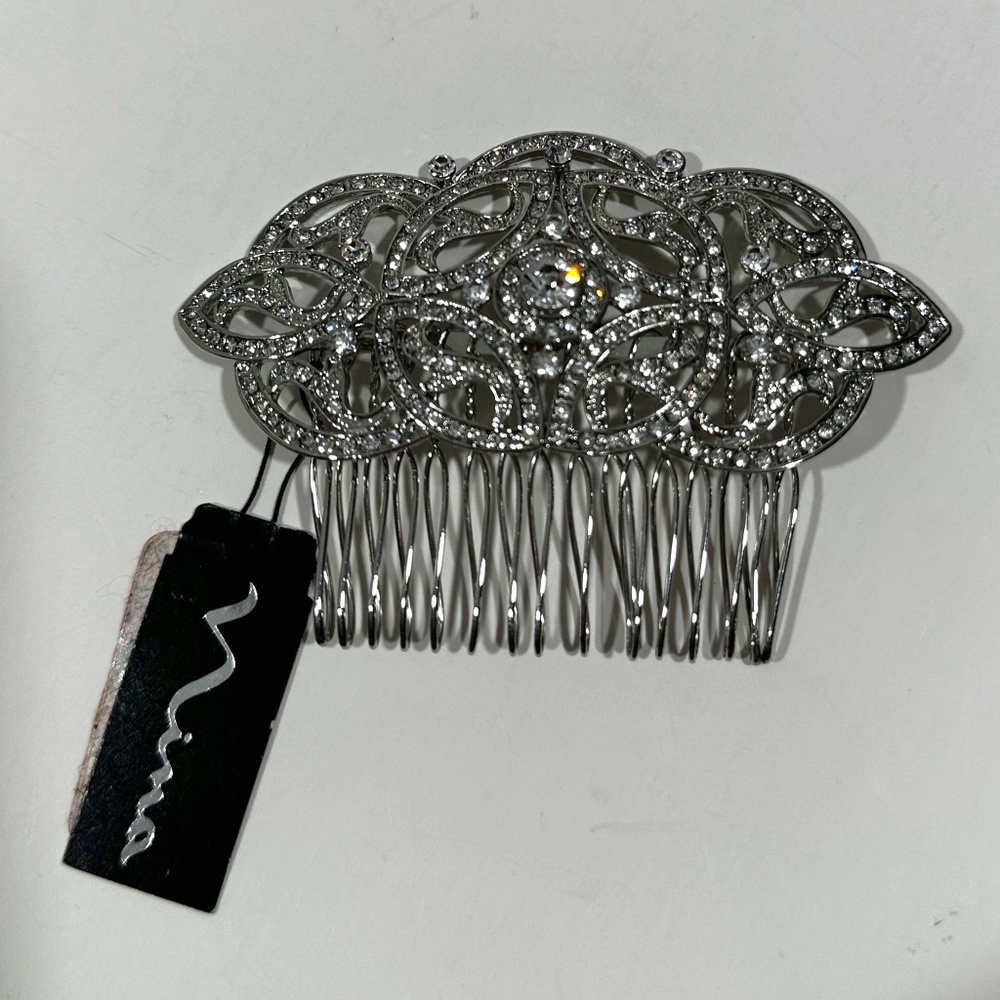 NWT $68 Ninaโ - Hair Accessory Embellished in Silver